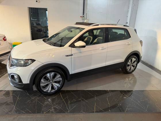 VOLKSWAGEN T-CROSS 1.0 200 TSI TOTAL FLEX AUTOMÁTICO